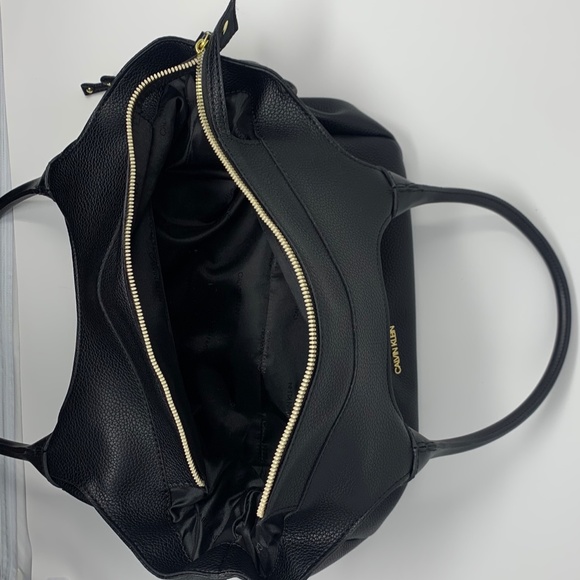 Calvin Klein Liza Shopper Purse - Picture 8 of 8